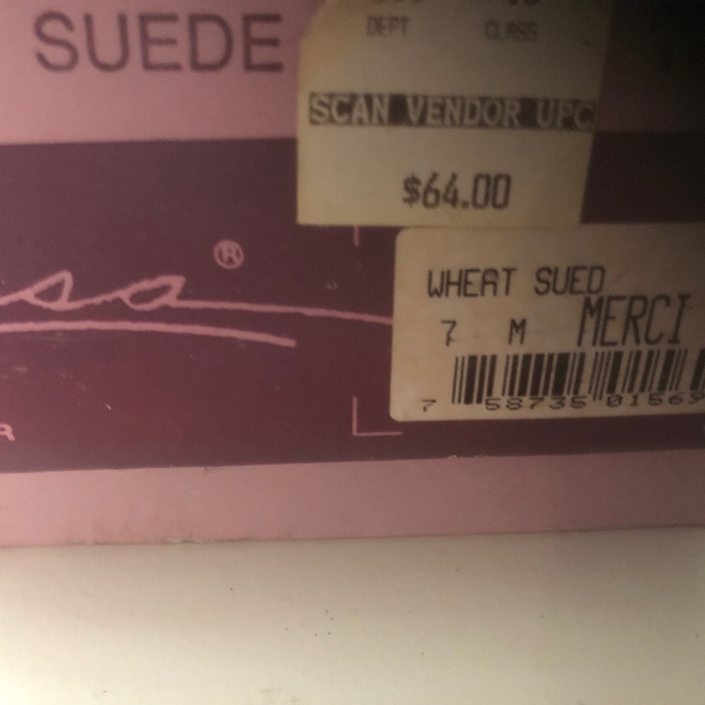 Shoes - Picture 4 of 4
